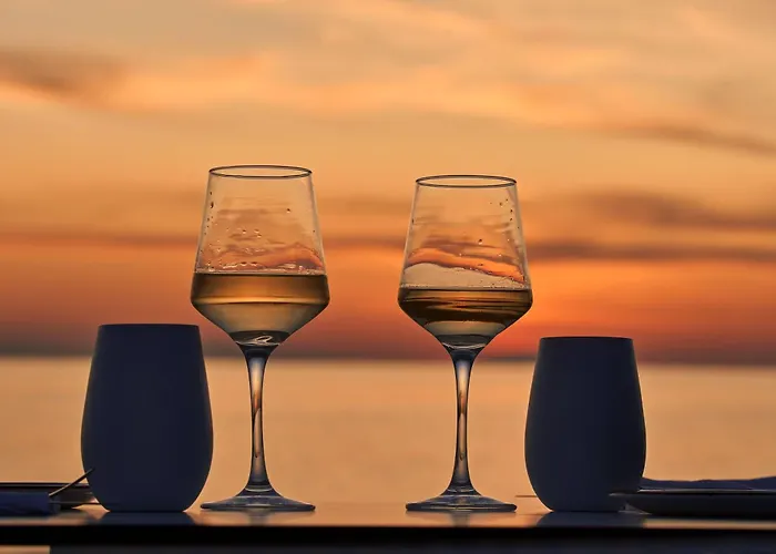 Icon By The Sea Hotel