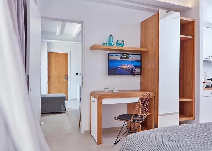 Icon By The Sea Hotel Potos