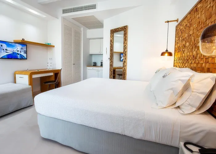 Icon By The Sea Hotell Potos